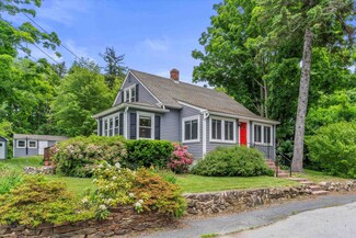 18 Lindy St, Pembroke, NH 03275
