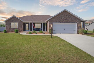 4348 Duffy Dr, Syracuse, IN 46567