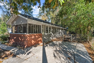 3745 Soutel Dr, Jacksonville, FL 32208