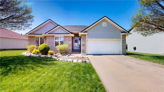 1616 Ashwood Dr, Altoona, IA 50009