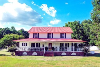 1542 Geddings Rd, Manning, SC 29102