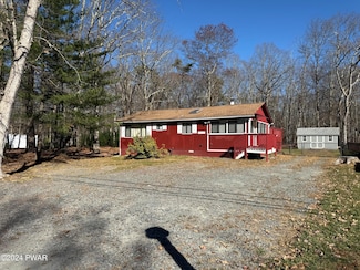 217 Lake Dr, Dingmans Ferry, PA 18328