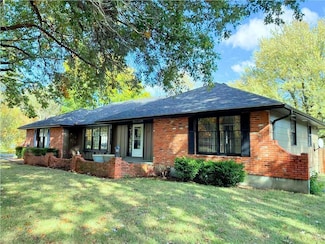 1605 S Main St, Holden, MO 64040