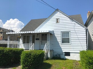 900 N Laurel St, Hazleton, PA 18201