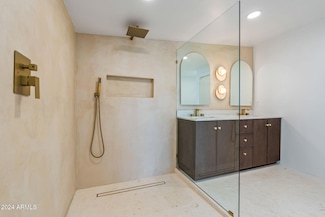 3832 E Poinsettia Dr, Phoenix, AZ 85028