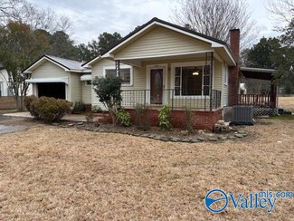 1137 Tidmore Bend Rd, Gadsden, AL 35901