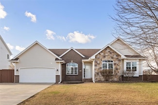 330 NW Watercrest Dr, Ankeny, IA 50023