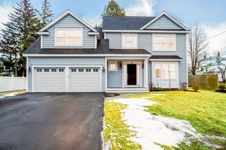 66 Russell Rd, Framingham, MA 01702