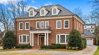 301 Country Club Dr, Greensboro, NC 27408