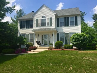 22 Autumn Woods Rd, Salem, NH 03079