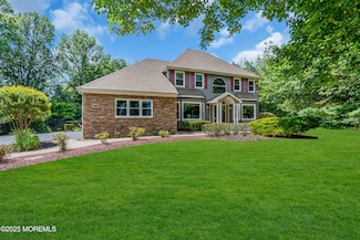 3 Algonquin Ct, Freehold, NJ 07728