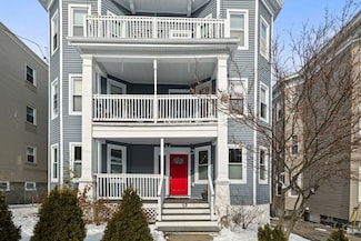 52 Lithgow St Unit 1, Dorchester Center, MA 02124