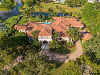 7956 Steeplechase Dr, Palm Beach Gardens, FL 33418