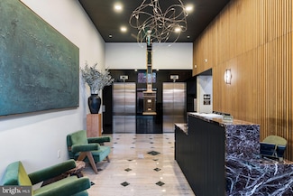 301 S 19th St Unit 201, Philadelphia, PA 19103
