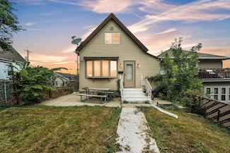 3006 W Orchard St, Milwaukee, WI 53215