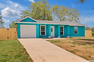 5111 Edgemoor St, San Antonio, TX 78220