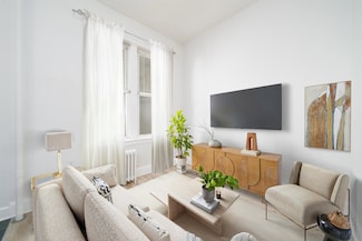 160 2nd St Unit 2, Hoboken, NJ 07030