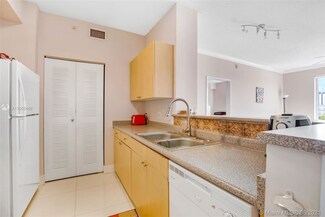 1900 Van Buren St Unit 505, Hollywood, FL 33020