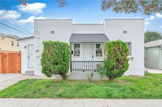 2560 Las Flores St, Alhambra, CA 91803