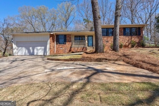 335 Caldwell Cir, Athens, GA 30605