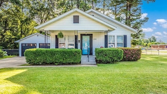 204 Ash St, Conway, AR 72034