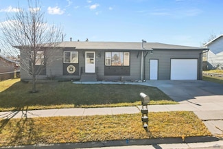 19 Surfwood Dr, Rapid City, SD 57701