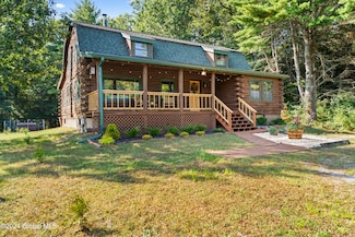 112 Ingersoll Rd, Saratoga Springs, NY 12866