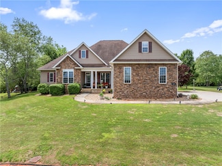 516 Serria Way, Seneca, SC 29678
