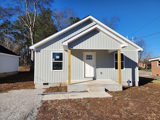 713 Hunt St, Winchester, TN 37398