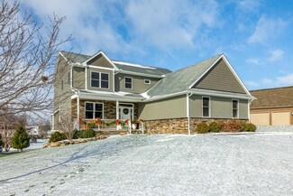 10422 Gray Knoll Trail Unit 35, Saline, MI 48176