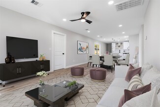 1302 Comal Ave, Pasadena, TX 77506