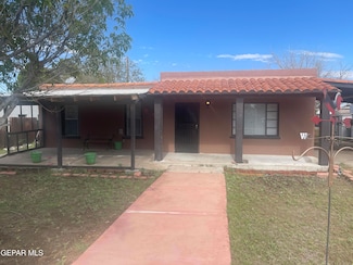 7817 West Dr, El Paso, TX 79915