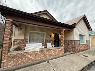 242 Grand St, Grafton, WV 26354