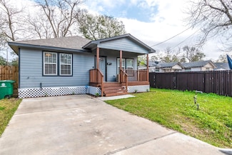 6710 Mcwilliams Dr, Houston, TX 77091