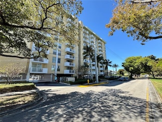 2000 NE 135th St Unit 803, North Miami, FL 33181