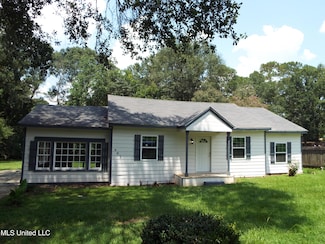 902 Seminary St, McComb, MS 39648