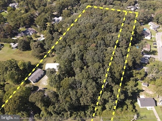 4564 Mountain Rd, Pasadena, MD 21122