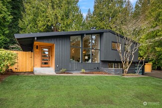 1805 155th Ave SE, Bellevue, WA 98007