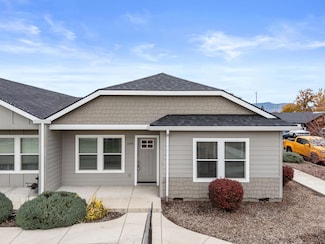 199 Mellecker Way, Medford, OR 97501