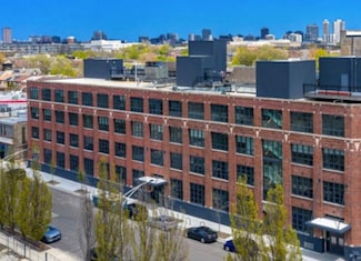 2061 N Southport Ave Unit 306, Chicago, IL 60614