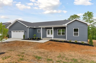 216 Johnson Chapel Rd, Sparta, TN 38583