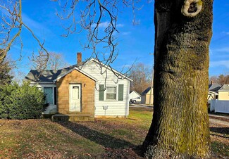 104 N Gretchen St, Walton, IN 46994