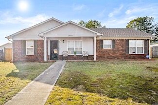 14007 Krestview Dr, Mabelvale, AR 72103