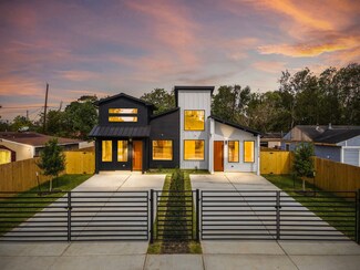 5735 Glenhurst Dr, Houston, TX 77033