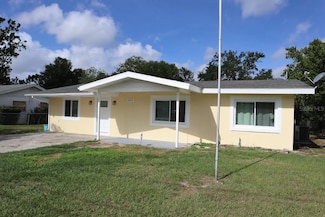 124 Auburn Rd, Auburndale, FL 33823