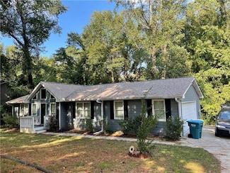 1056 Oak Rd SW, Lilburn, GA 30047