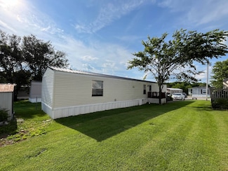 706 Pear Ct, Winchester, KY 40391