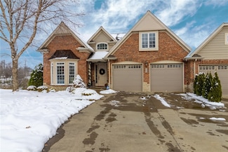 1208 Mini Hills Dr, Effingham, IL 62401