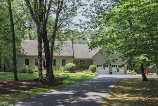 56 Knox Rd, Bow, NH 03304