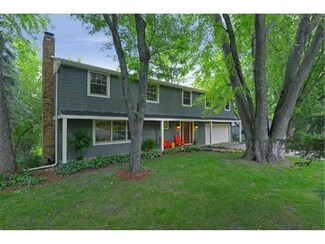 5153 Clear Spring Dr, Minnetonka, MN 55345